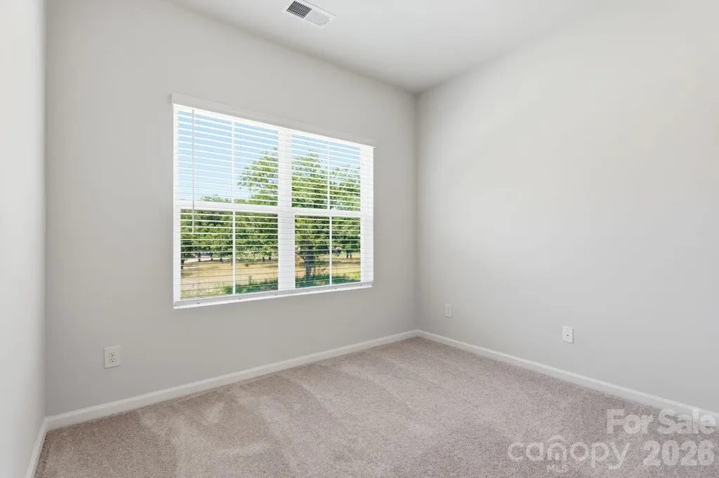 4636 Lakeview Road Charlotte NC 28216