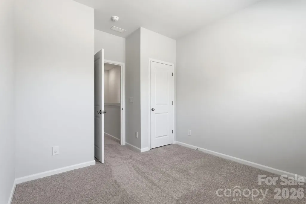4636 Lakeview Road Charlotte NC 28216