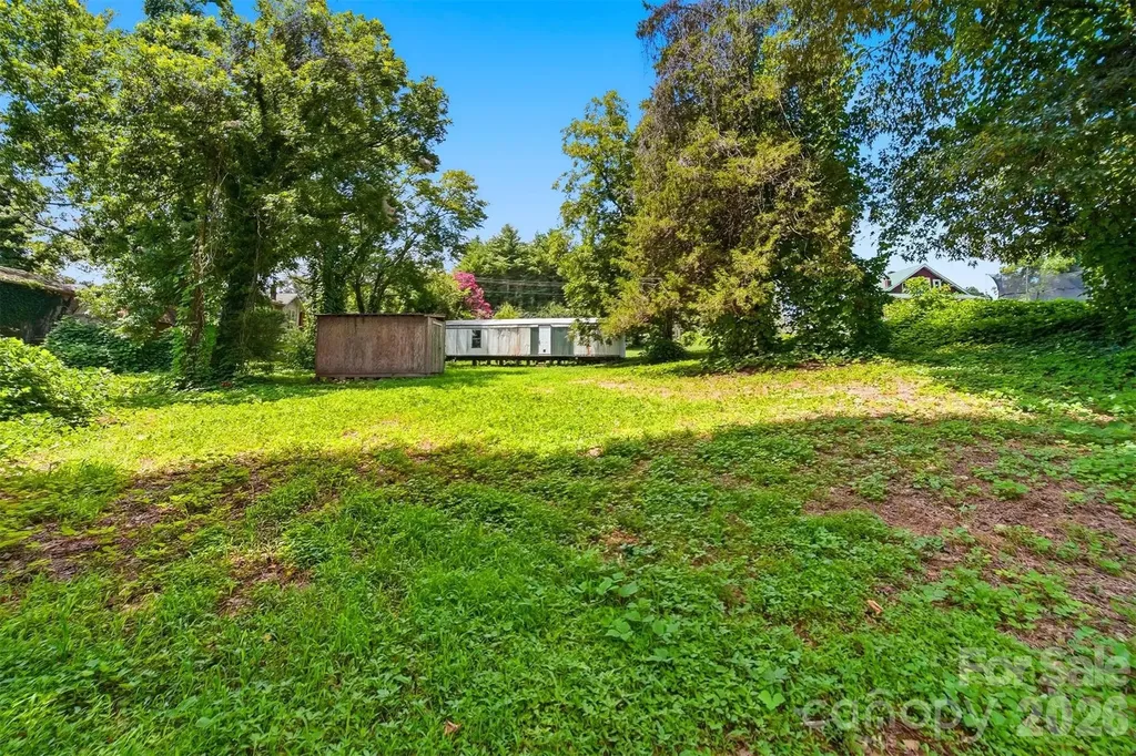 136 South Main Street Granite Falls NC 28630