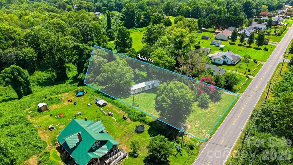 136 South Main Street Granite Falls NC 28630