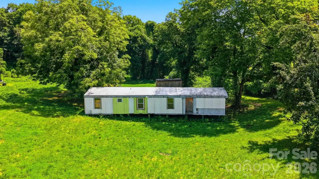 136 South Main Street Granite Falls NC 28630
