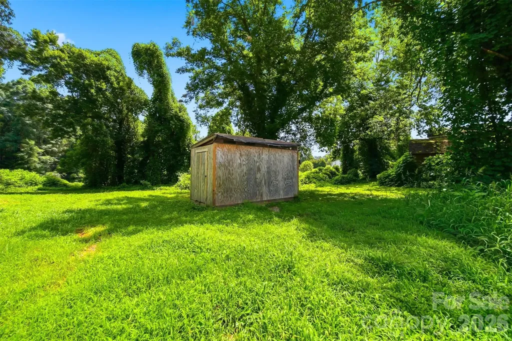 136 South Main Street Granite Falls NC 28630