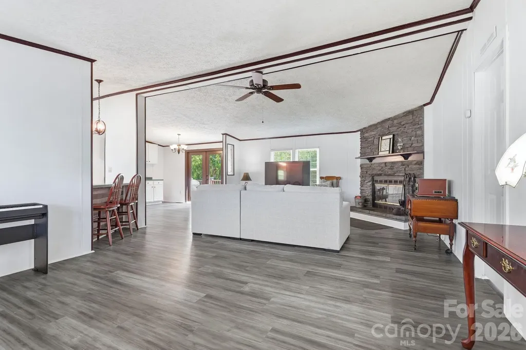 3307 Baltimore Road East Bend NC 27018