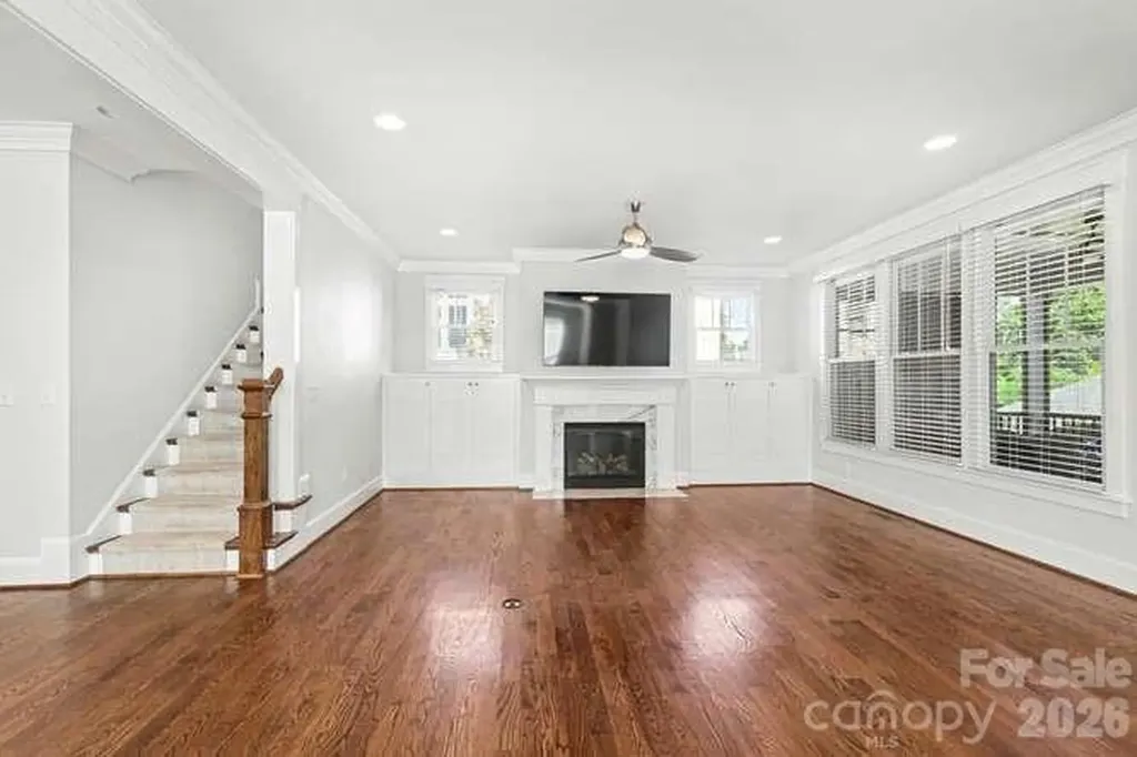 163 N Canterbury Road Charlotte NC 28211