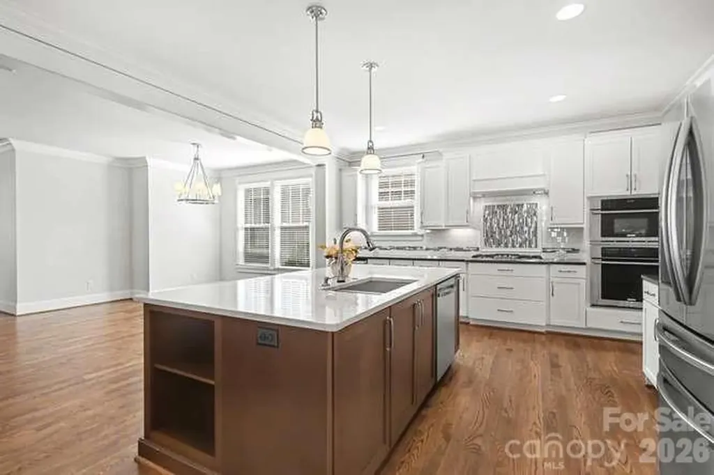 163 N Canterbury Road Charlotte NC 28211