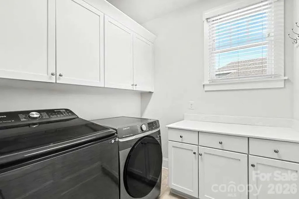 163 N Canterbury Road Charlotte NC 28211