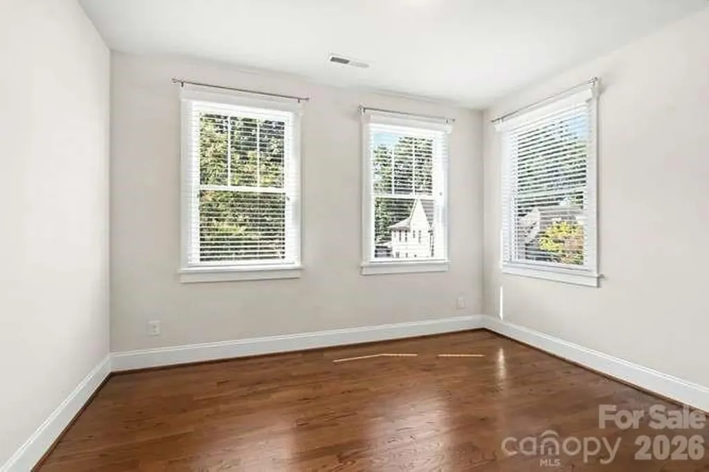 163 N Canterbury Road Charlotte NC 28211
