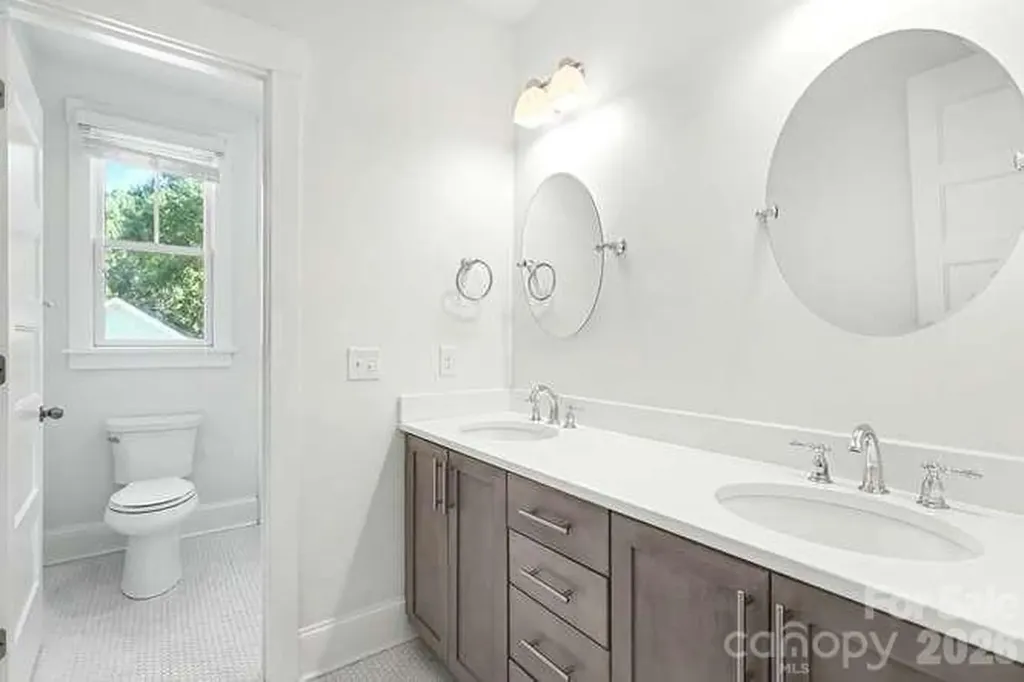 163 N Canterbury Road Charlotte NC 28211