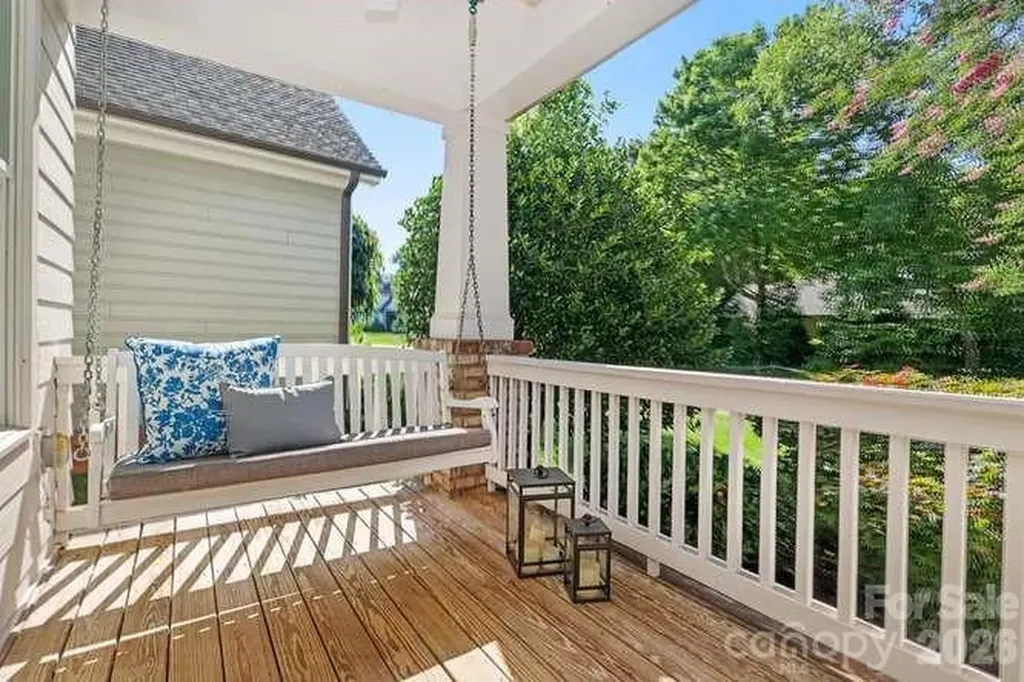 163 N Canterbury Road Charlotte NC 28211