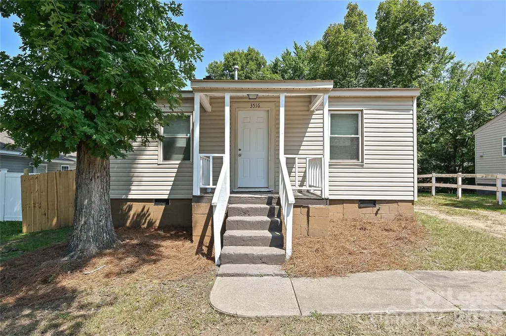 3516 Jonquil Street Charlotte NC 28211