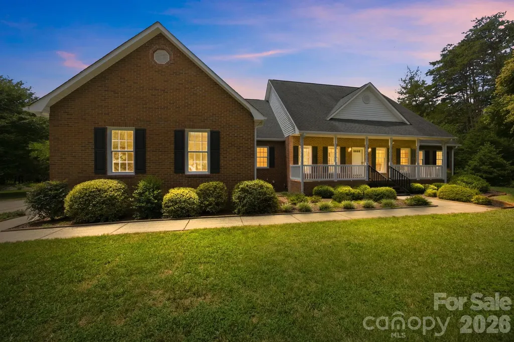 182 Robert Drive Statesville NC 28625