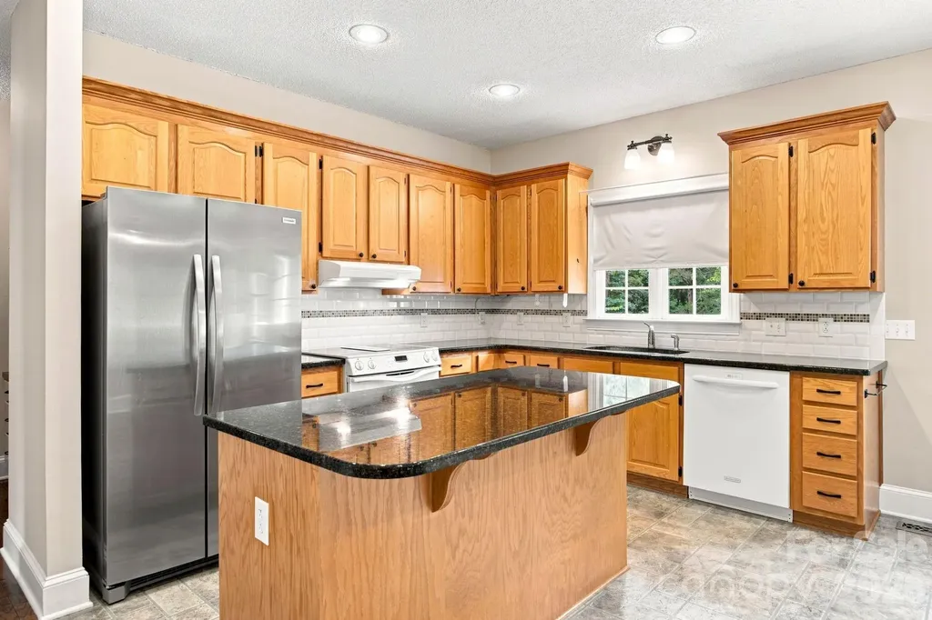 182 Robert Drive Statesville NC 28625
