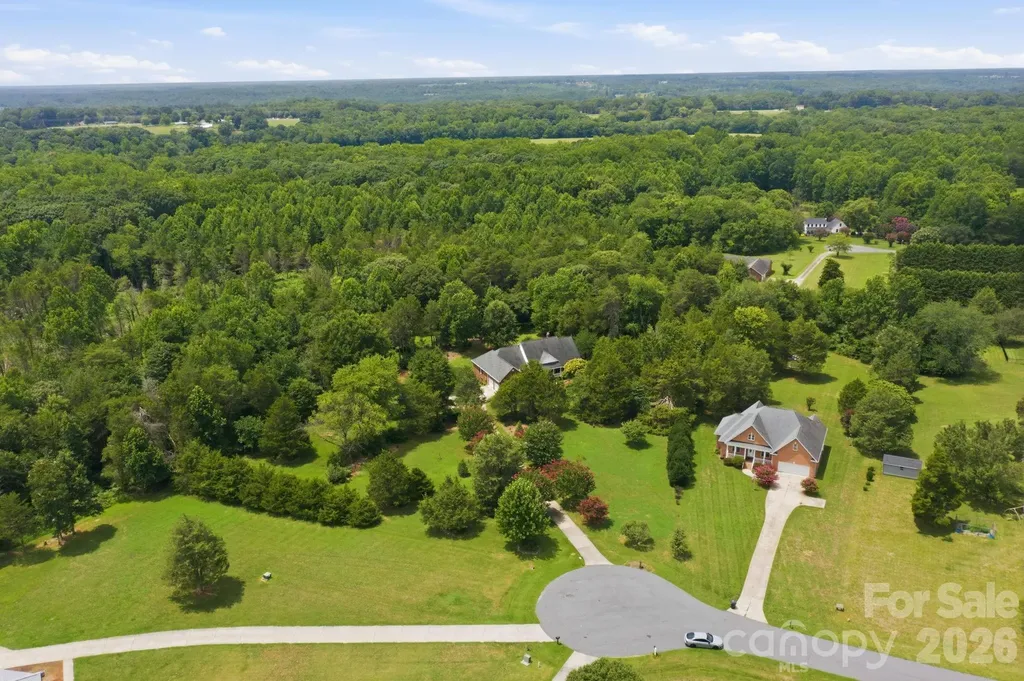 182 Robert Drive Statesville NC 28625