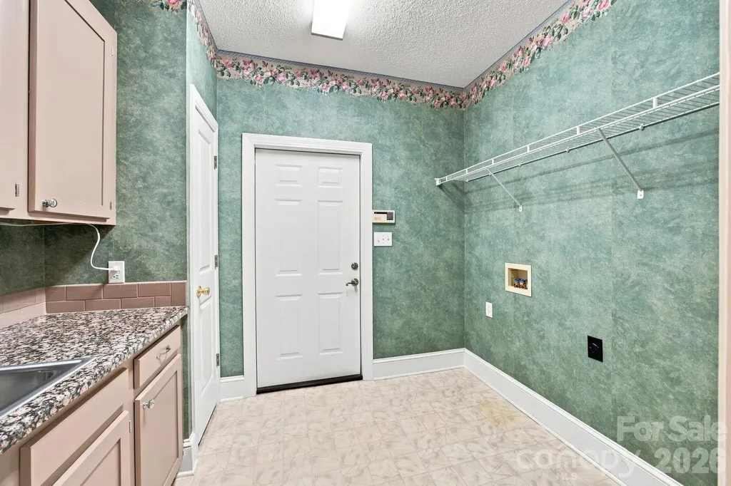 182 Robert Drive Statesville NC 28625