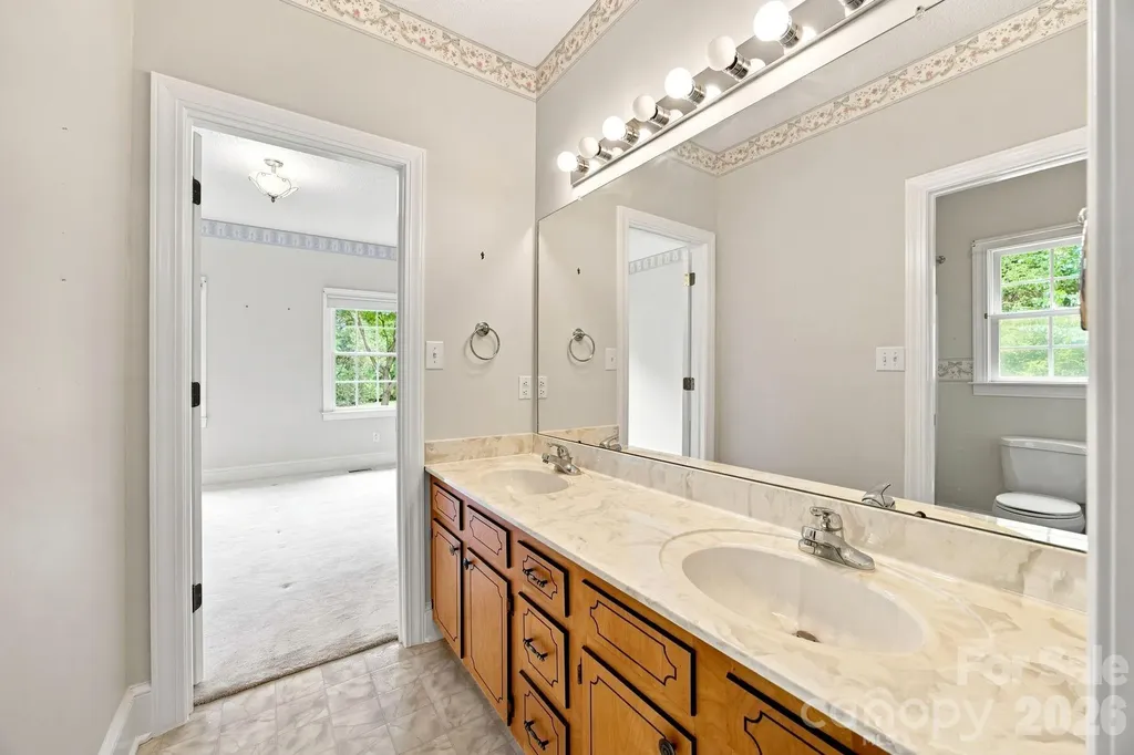182 Robert Drive Statesville NC 28625