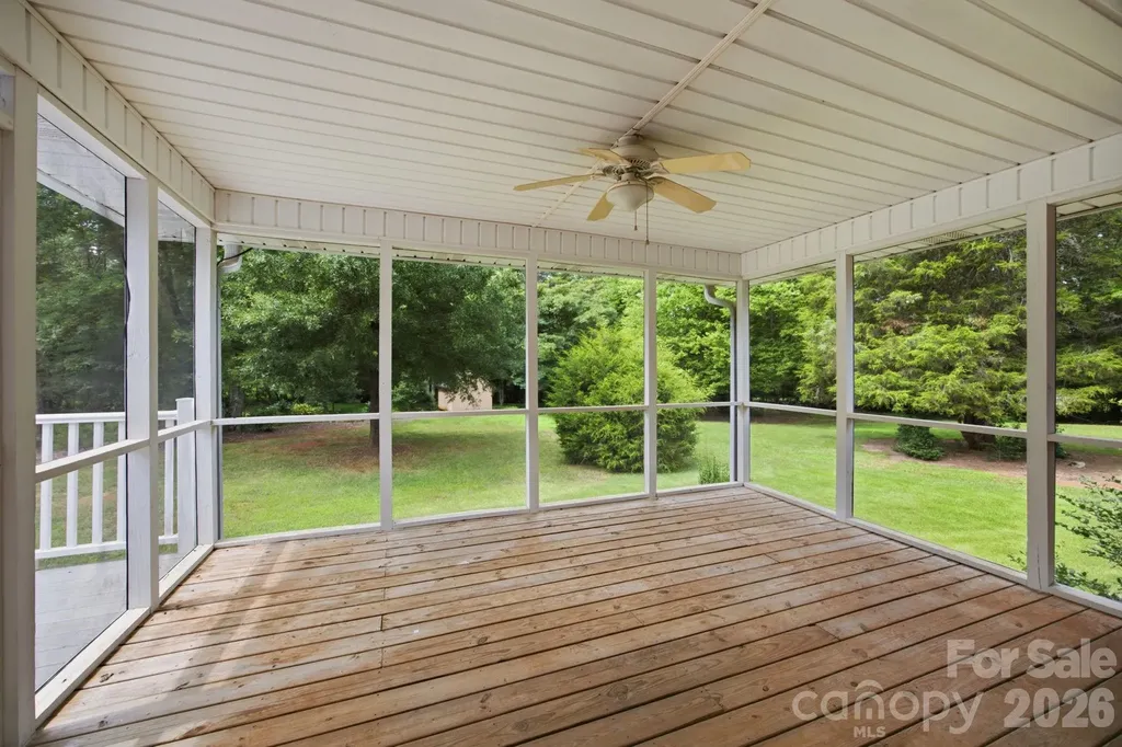 182 Robert Drive Statesville NC 28625