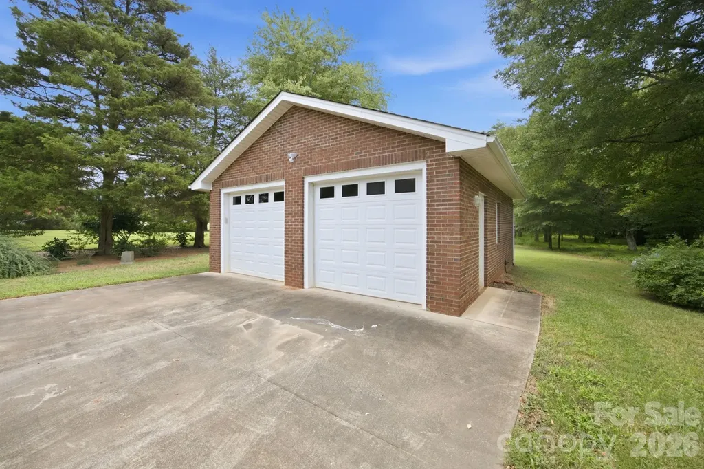 182 Robert Drive Statesville NC 28625