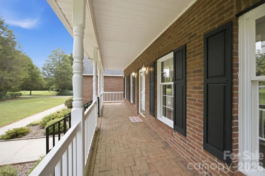 182 Robert Drive Statesville NC 28625