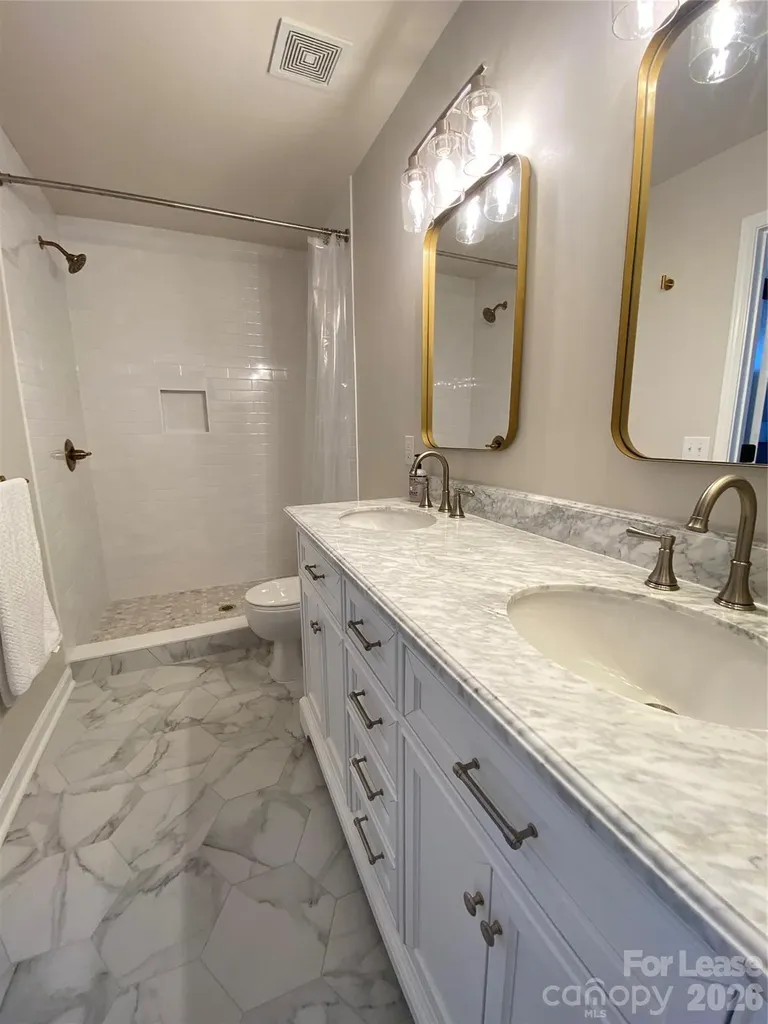 2933 Duvalla Avenue Charlotte NC 28209
