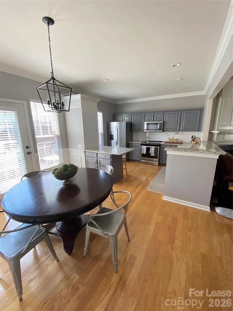 2933 Duvalla Avenue Charlotte NC 28209