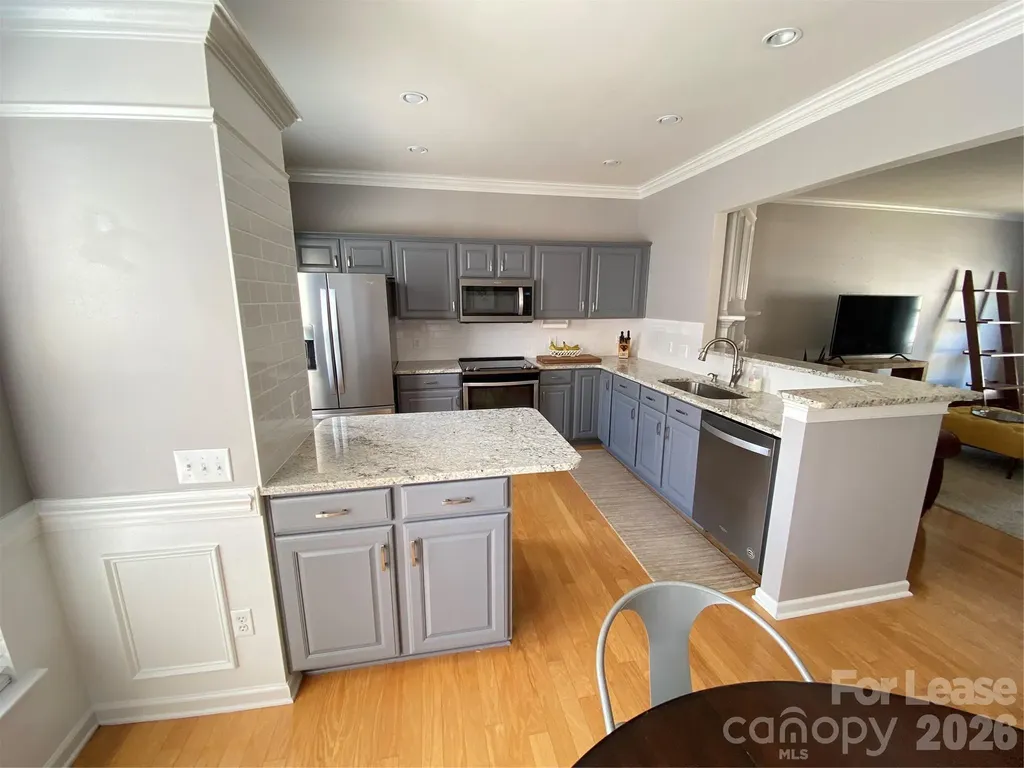2933 Duvalla Avenue Charlotte NC 28209
