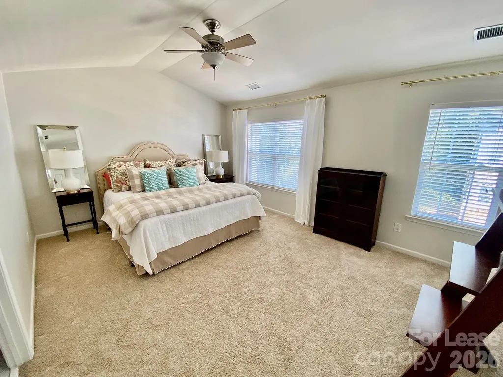2933 Duvalla Avenue Charlotte NC 28209