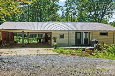548 Cherry Mountain Street Forest City NC 28043