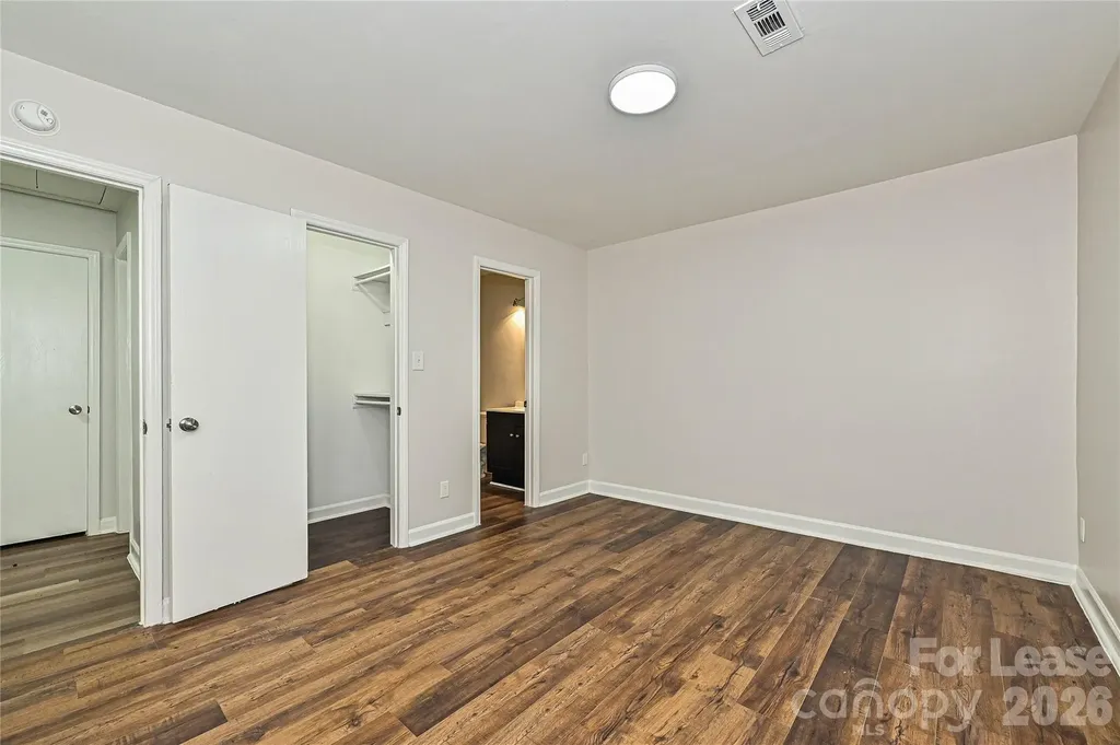 8439 Country Oaks Road Charlotte NC 28227