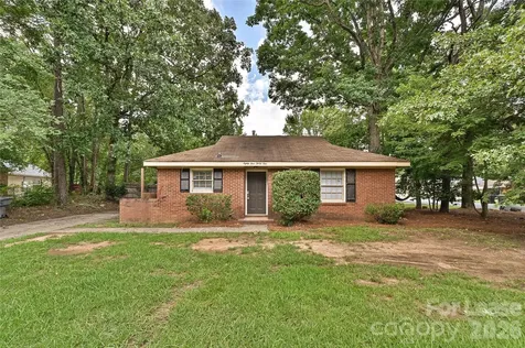 8439 Country Oaks Road Charlotte NC 28227