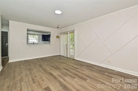 8439 Country Oaks Road Charlotte NC 28227