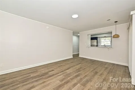 8439 Country Oaks Road Charlotte NC 28227