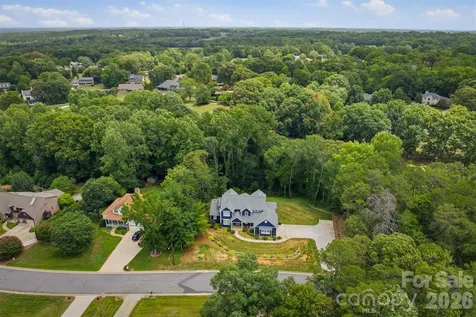 4820 Glen Hollow Lane NE Hickory NC 28601