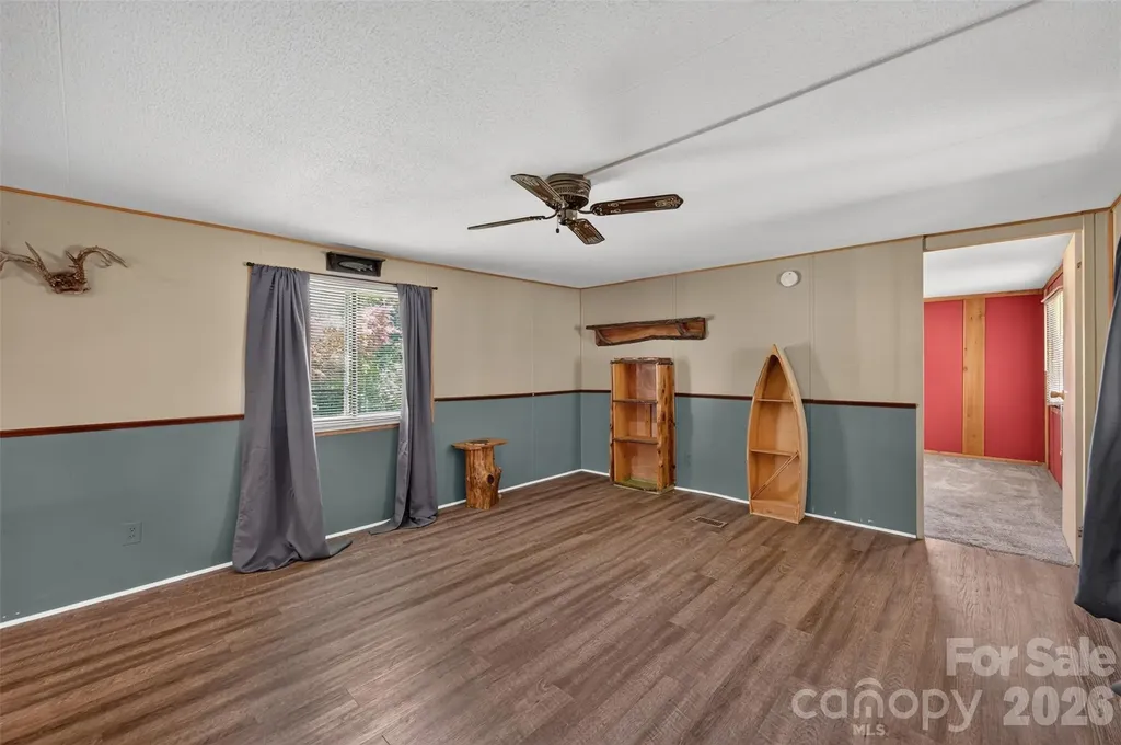 2753 Fairwood Drive Hudson NC 28638