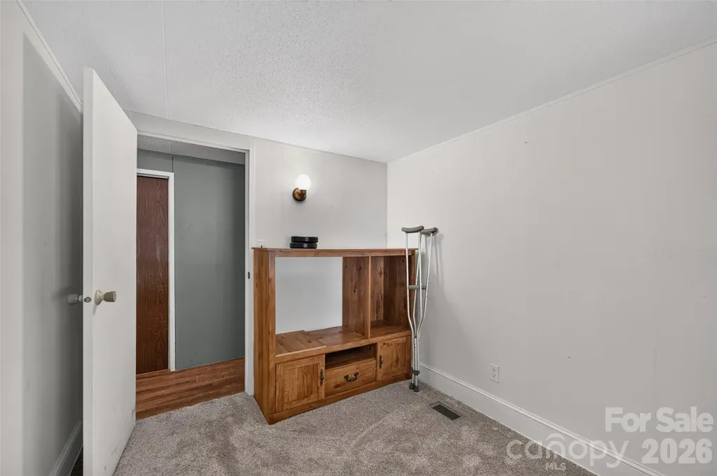 2753 Fairwood Drive Hudson NC 28638