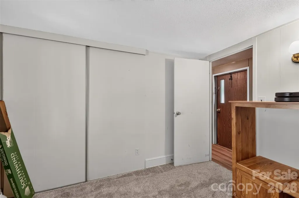 2753 Fairwood Drive Hudson NC 28638