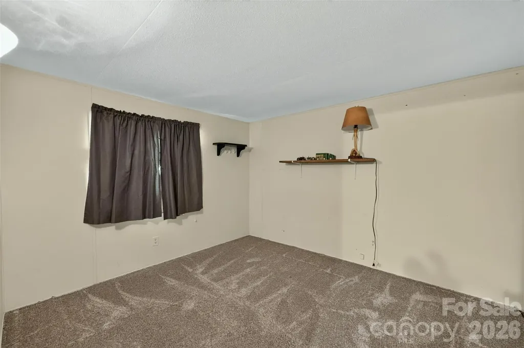 2753 Fairwood Drive Hudson NC 28638