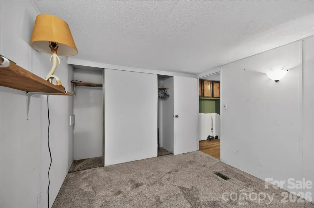 2753 Fairwood Drive Hudson NC 28638