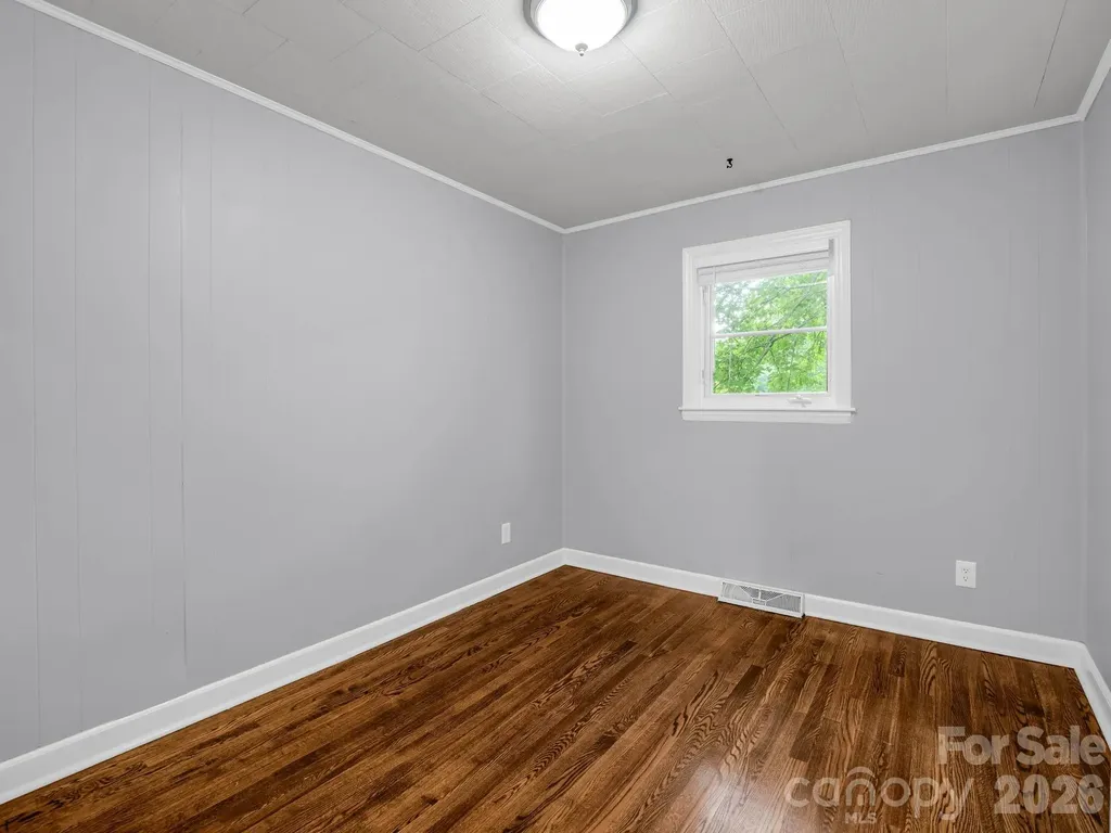 407 Hiawassee Avenue Black Mountain NC 28711