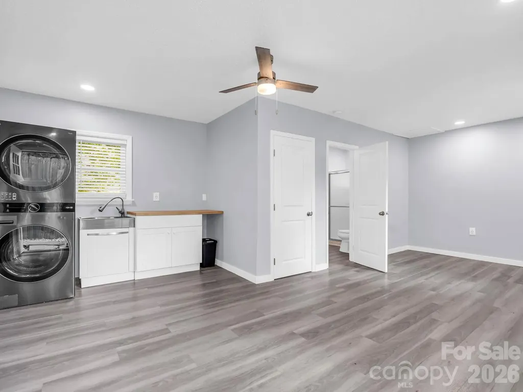 407 Hiawassee Avenue Black Mountain NC 28711