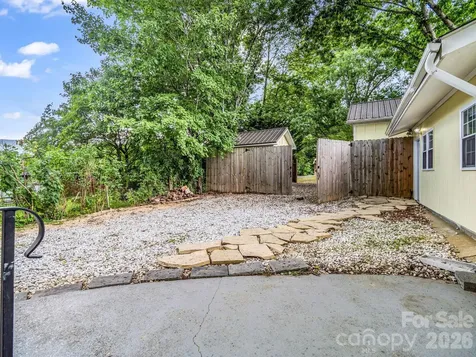 407 Hiawassee Avenue Black Mountain NC 28711