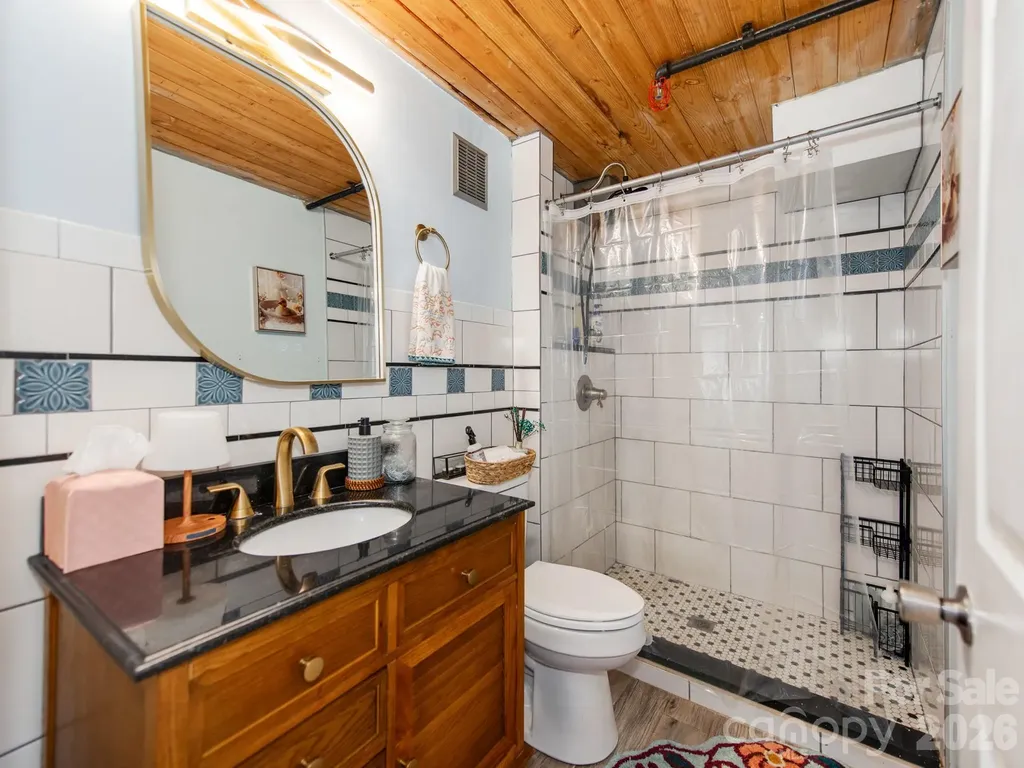 201 Hoskins Road S Charlotte NC 28208