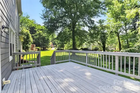 4307 Saxonbury Way Charlotte NC 28269