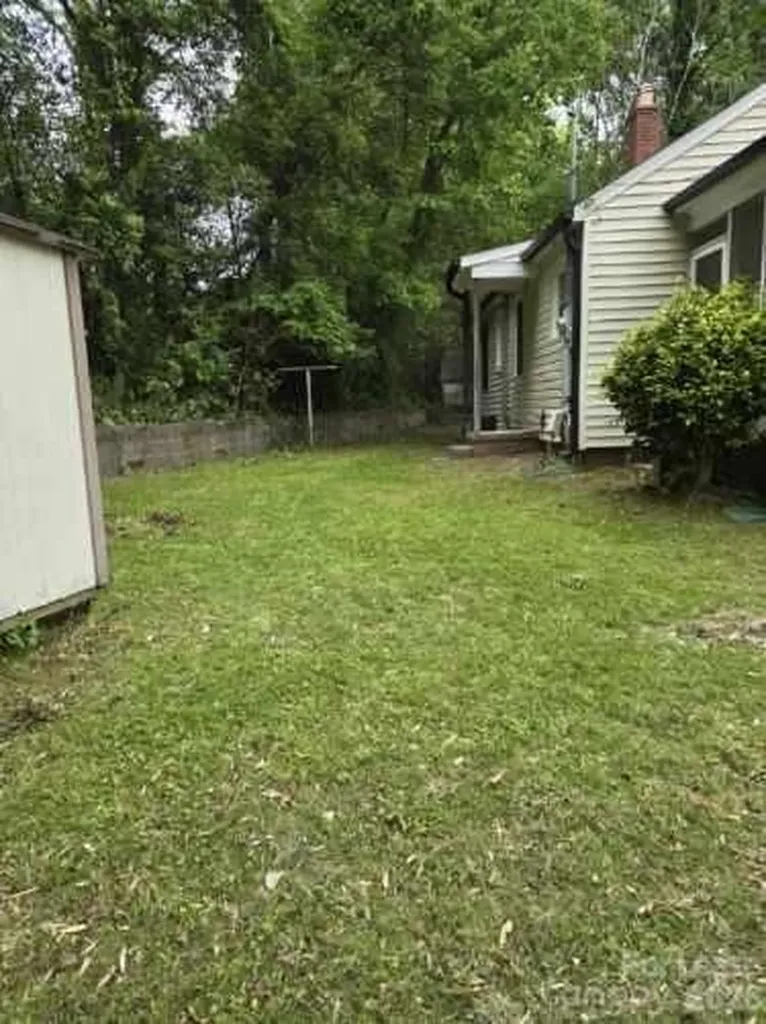1513 Noel Place Charlotte NC 28208