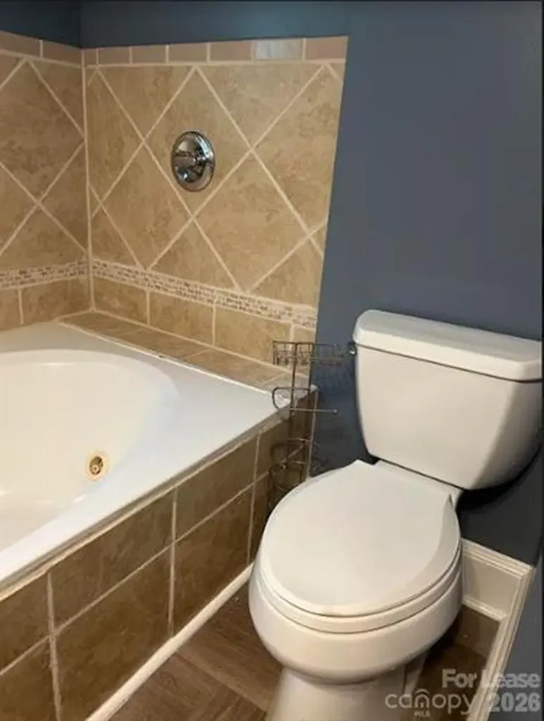1513 Noel Place Charlotte NC 28208