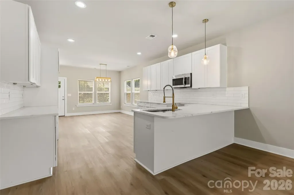 709 Pennsylvania Avenue Charlotte NC 28216