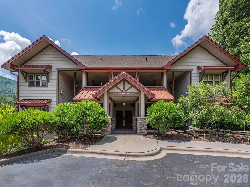 1560 Country Club Drive Maggie Valley NC 28751