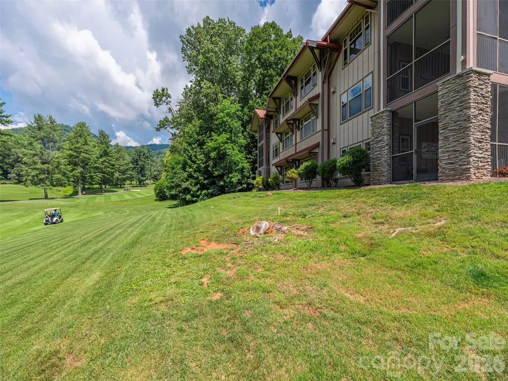 1560 Country Club Drive Maggie Valley NC 28751