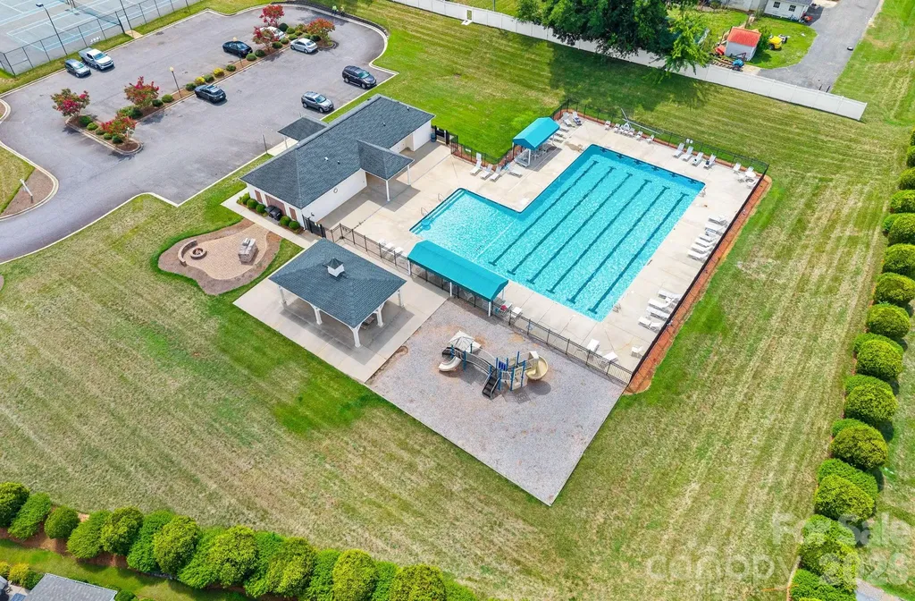 106 Brookshire Lane Statesville NC 28677