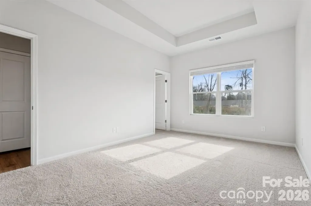 4628 Lakeview Road Charlotte NC 28216