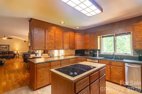 304 Mcmurray Road Rutherfordton NC 28139